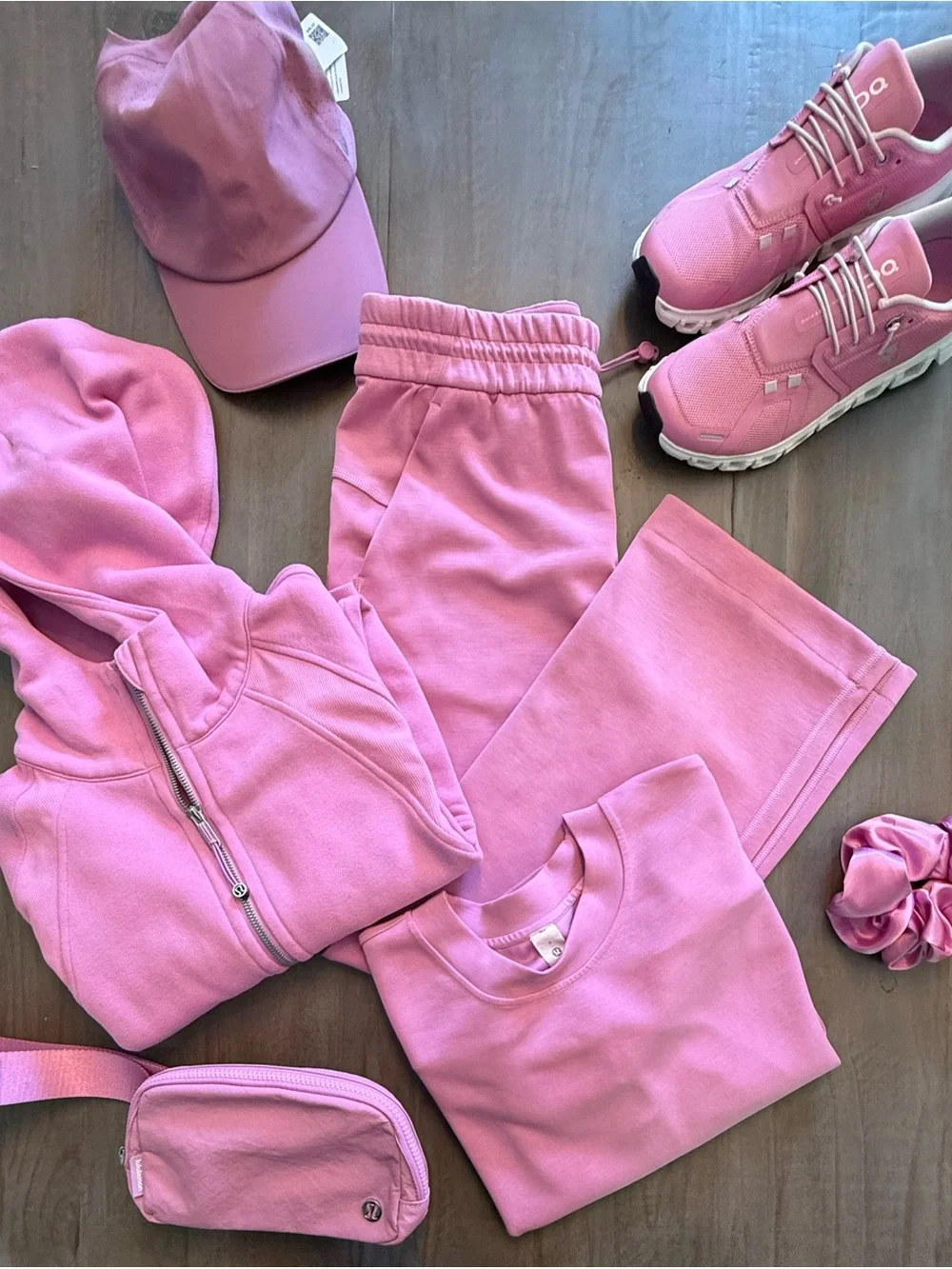 Lululemon OVERSIZED SCUBA & Softstream DAHLIA MAUVE SET 4/XS/S/7shoe